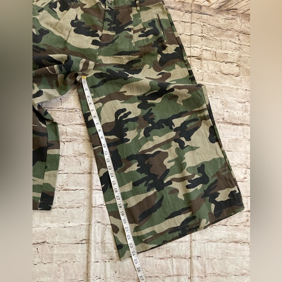 NWT DOSE high rise extra Wide-Leg Crop Pants - Green Camouflage size 2 XL. - Picture 8 of 10